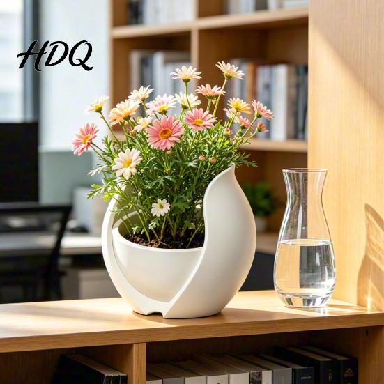 Modern Home Decor Planter Tulip Flower Shape Planter 3D Printed Decorative Pot Soil Cultivation Bowl Pot Minimalist Plant Container for Office Desk