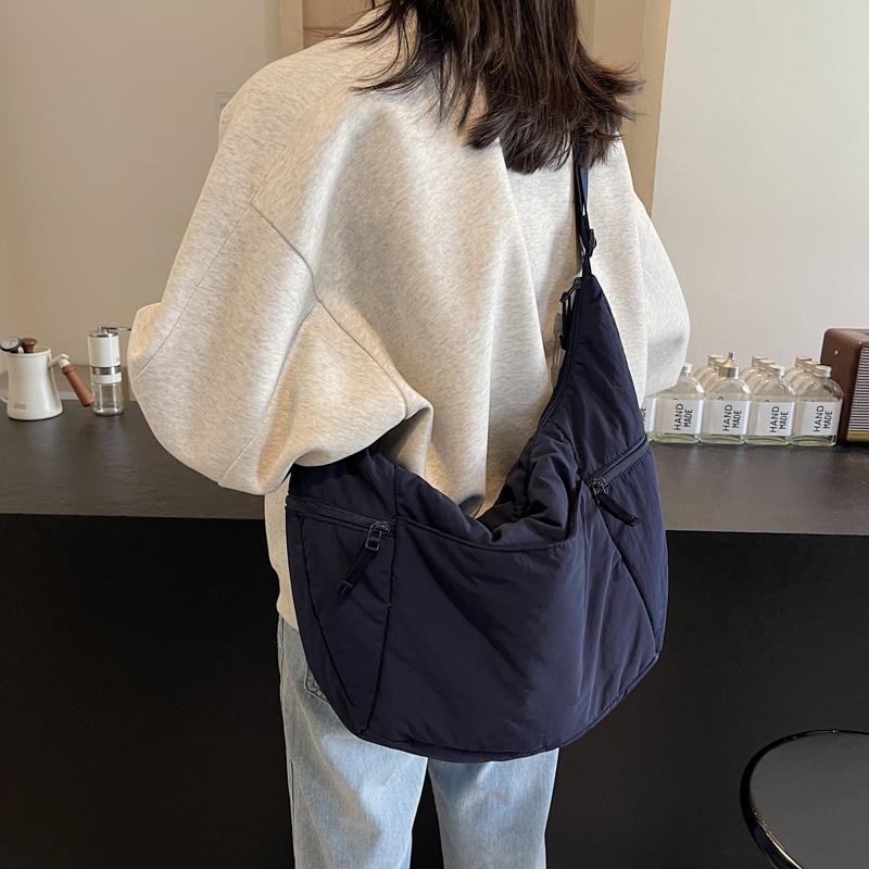 Women's Large Capacity Shoulder Bag Solid Color Crossbody Bag