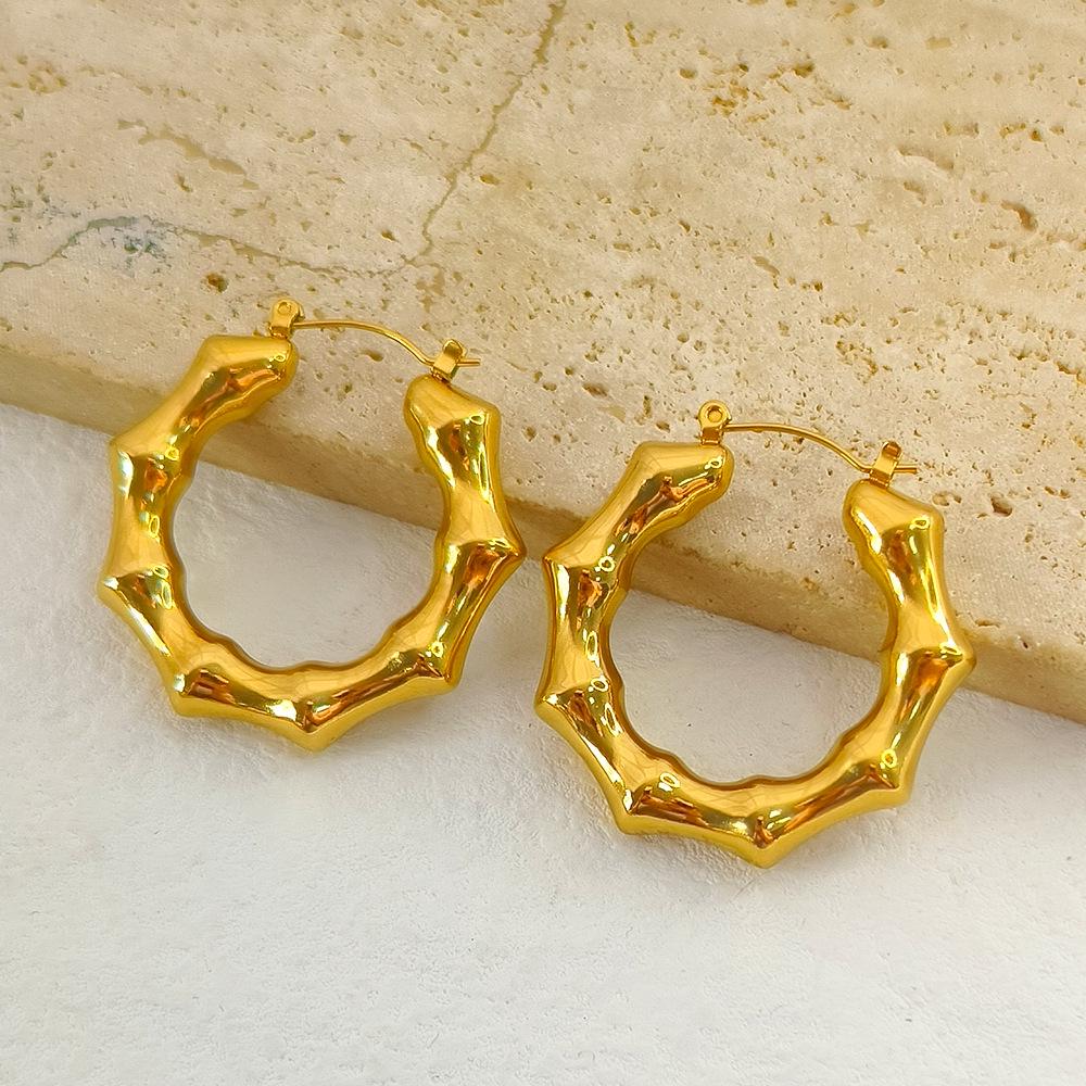 Influencer Style Titanium Steel Ring with Bamboo Joint Design