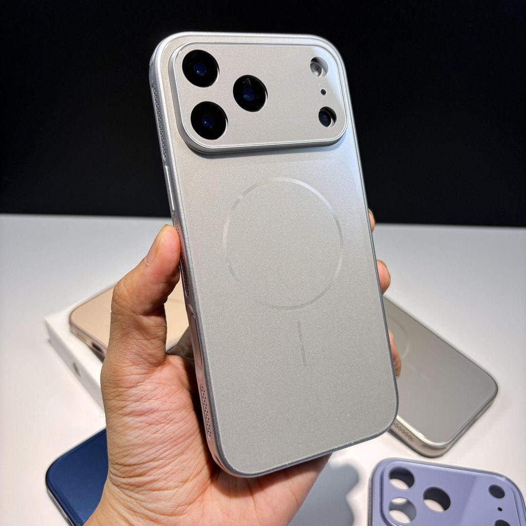 Coque iPhone 16 Pro Max Instant 17 Star Universe Orange avec Lentille à Couverture Totale, Grande Fenêtre, Design Magnétique, et Protection Anti-Chute