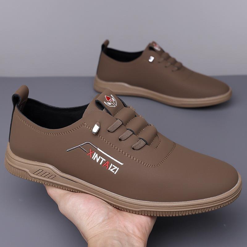 

Men s leather shoes low-top soft-soled breathable flat shoes fashionable versatile lace-up trend soft-soled comfortable casual shoes 44 коричневий