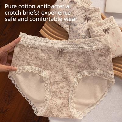 Slipjes – Bikini, brazilian, hipsters, slips en retro
