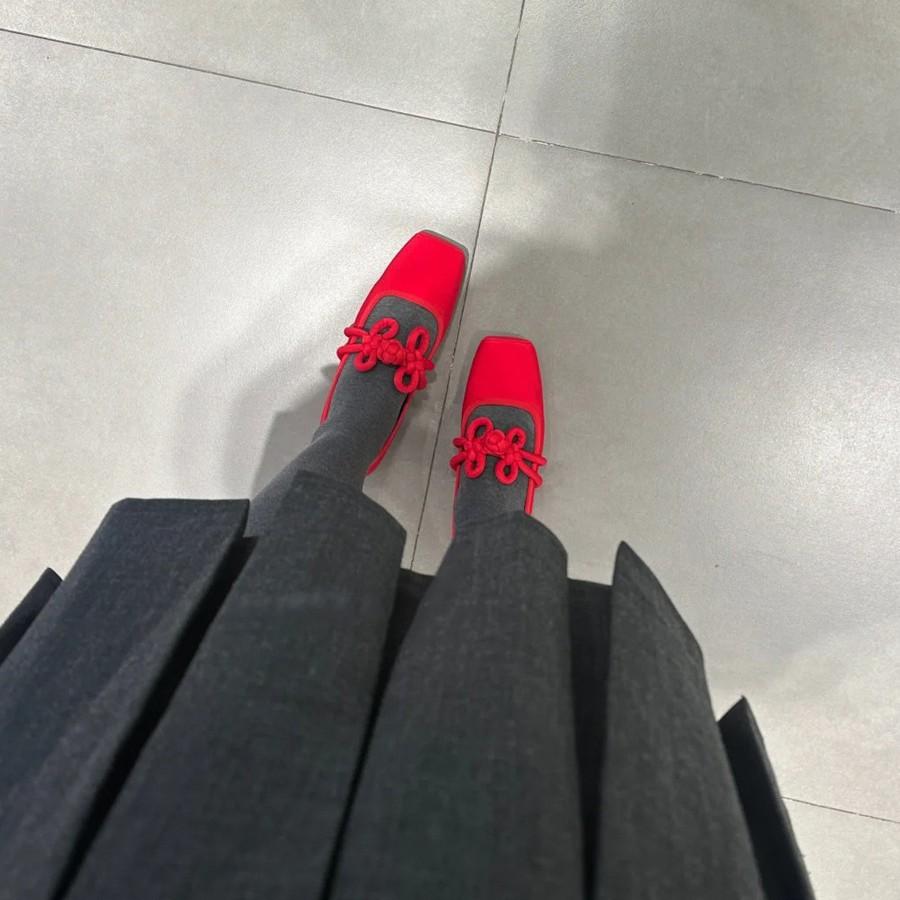 Fashion New Design Mary Jane Shoes Buckle Pumps Women Elegant Shallow Hollow Thick Heel Casual Shoes Ladies Office Party Leather Shoes