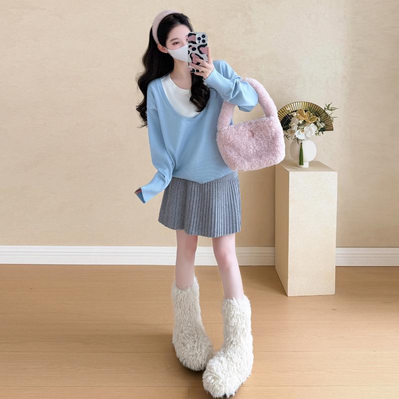 Maternity Knit Top & Adjustable Pleated Skirt Two-Piece Set for Autumn M