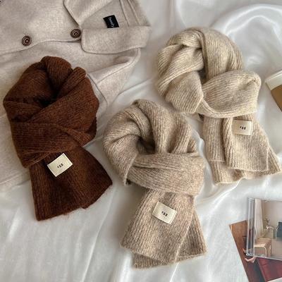 Accessoires – Schals & Tücher
