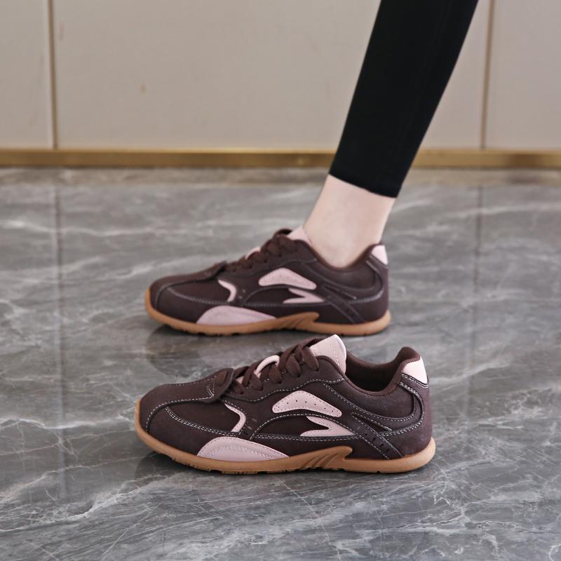 Maternity shoes wear soft bottom flat bottom casual sports child new spring