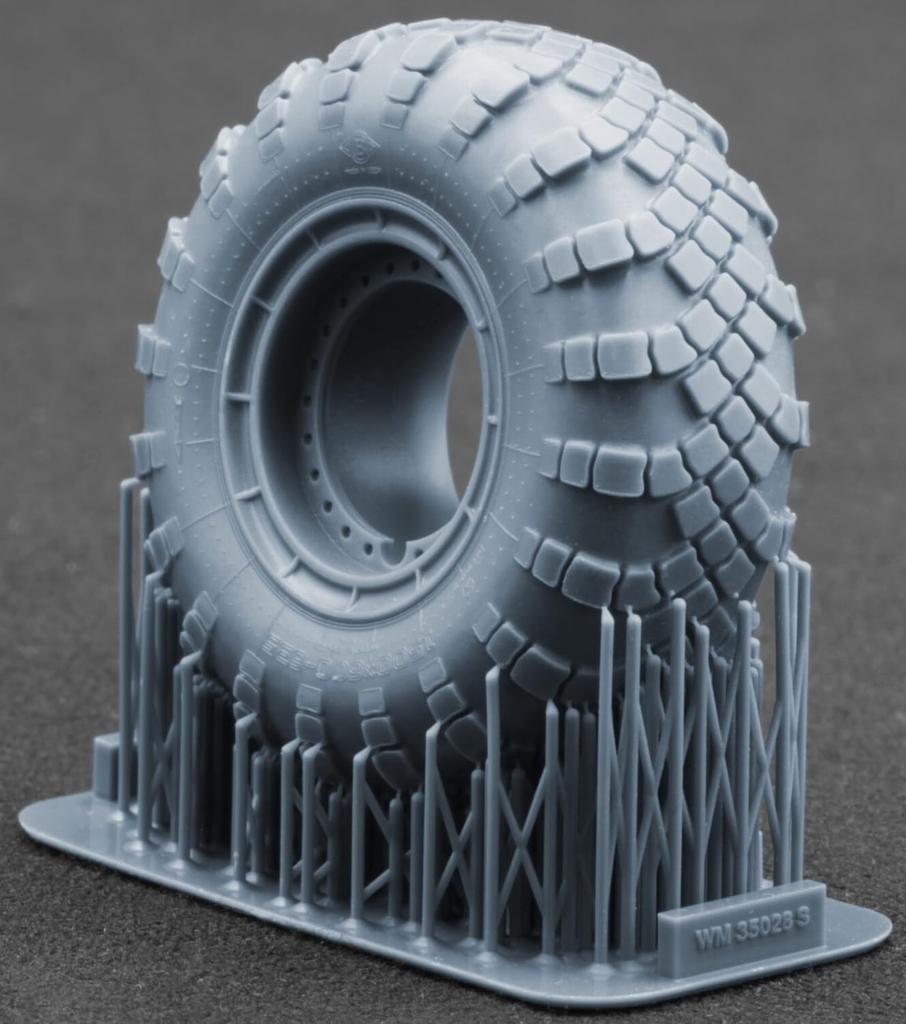 Wheel Set Meng Model and Plastic Model Parts SCXWM35028S Scale-X 1/35 MAZ-543/MAZ-7310 V-203 Self-Deforming (9 Pieces) (For Trumpeter) (Military)