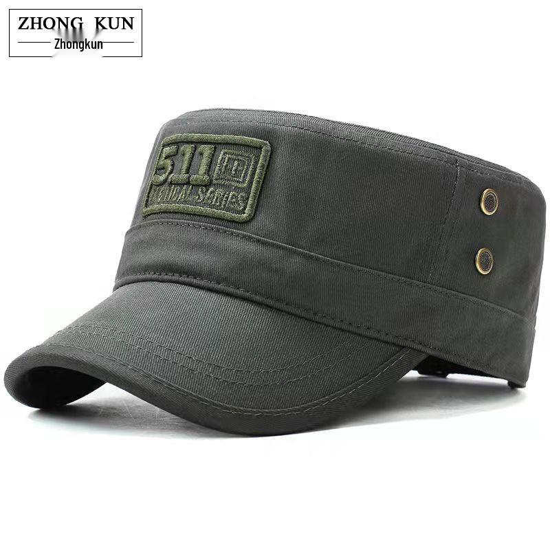 Pánská vojenská zelená kšiltovka s plochým vrškem a sluneční clonou se železným štítkem