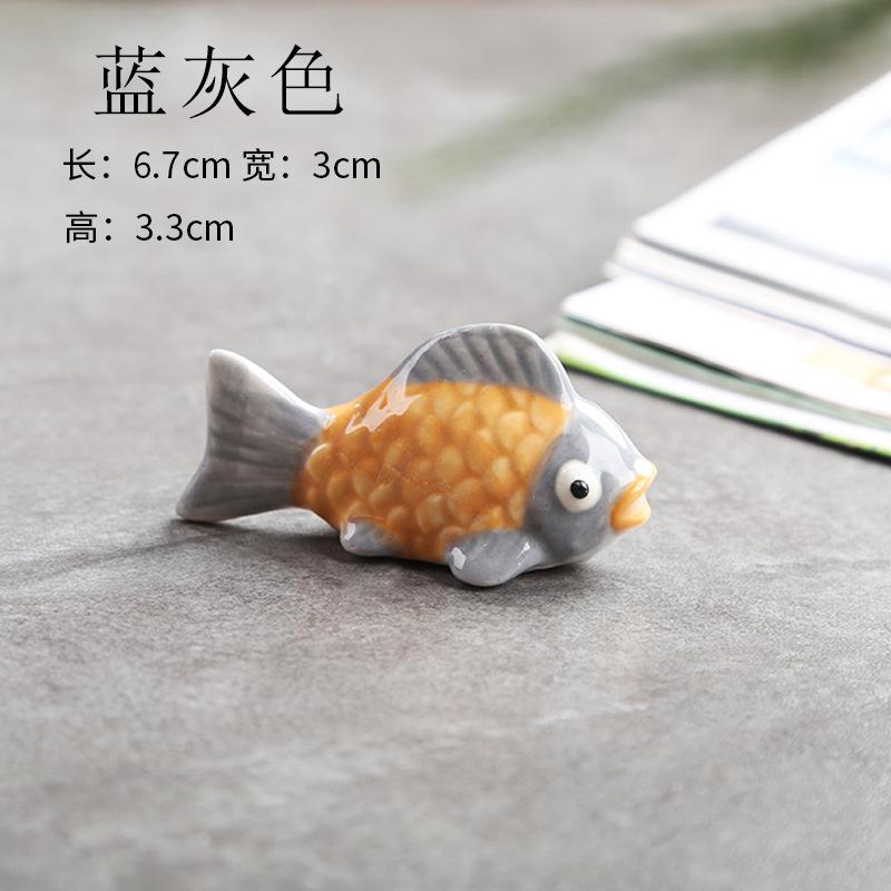 Clown Fish Shape Chopstick Holder Home Kitchen Table Decoration Ceramic Crafts Spoon Shelf Crucian Carp Puffer Fish Tea Pet