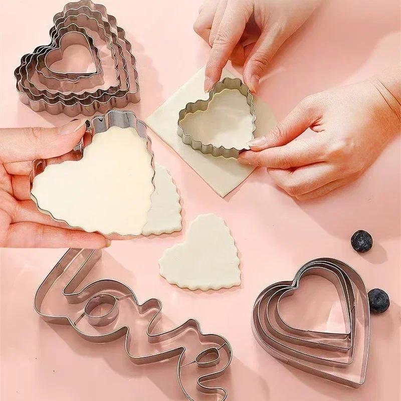 Love Heart Stainless Steel Cookie Cutter Mould DIY Wave Heart Shape Biscuit Mold Fondant Pastry Cake Decorating Baking Tool