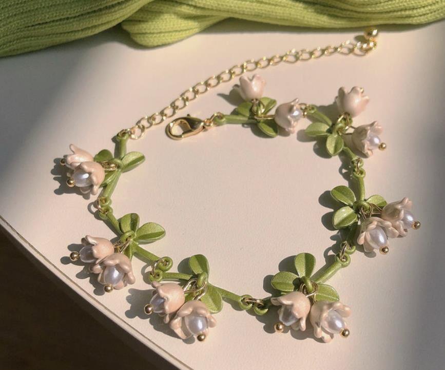 

Набор браслет и серьги «Белый ландыш» - Стиль «Сказочный лес» для весны/лета, Идеальный подарок для лучшей подруги