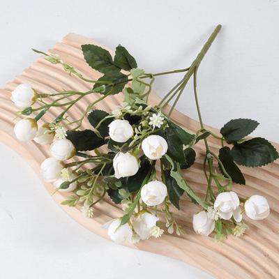 Decorazioni per la casa – Ghirlande e fiori artificiali