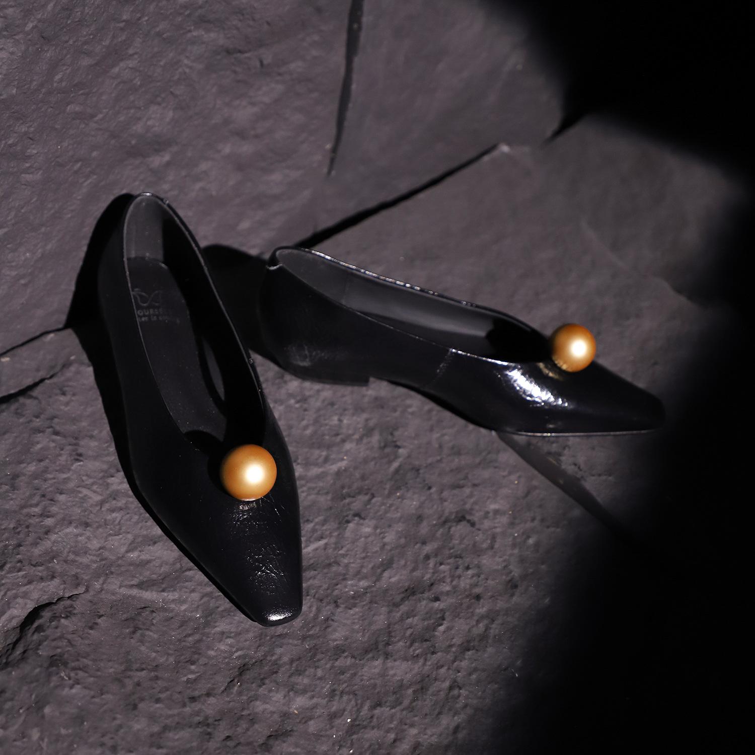 

2025 hand-scratched cowhide shallow mouth single shoes women s low-heeled shoes early spring new leather square head round ball fashion leather single 34