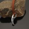 Retro Mode Festtillbehör Justerbart Läderhalsband Med Vikingastil Tandhänge