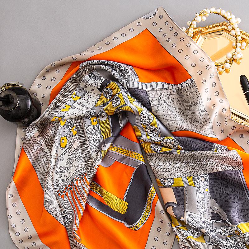 Hengyuanxiang Elegant Square Scarf