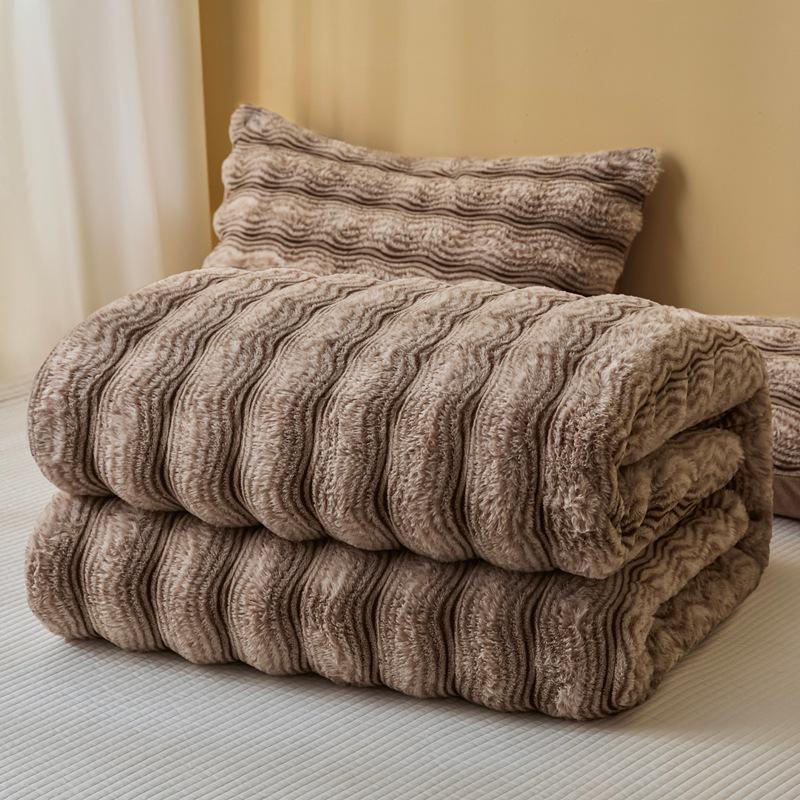 Luxury Winter Shu Cotton Velvet and Lamb Wool Blanket