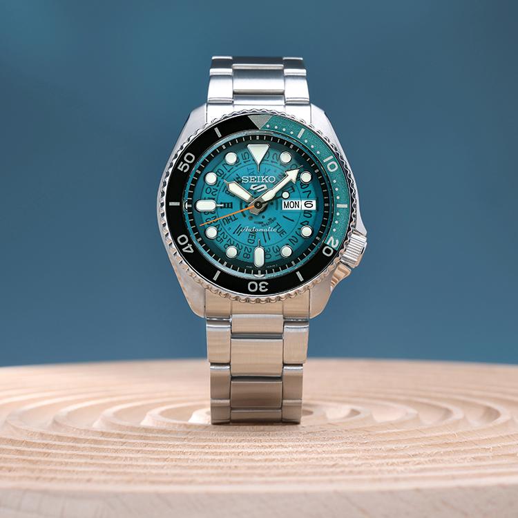 Seiko 1970s Time Sonar Tribute Skull Diver Sports Watch Men watches Lucky-Blue Stainless-Steel Blue SRPJ45K1