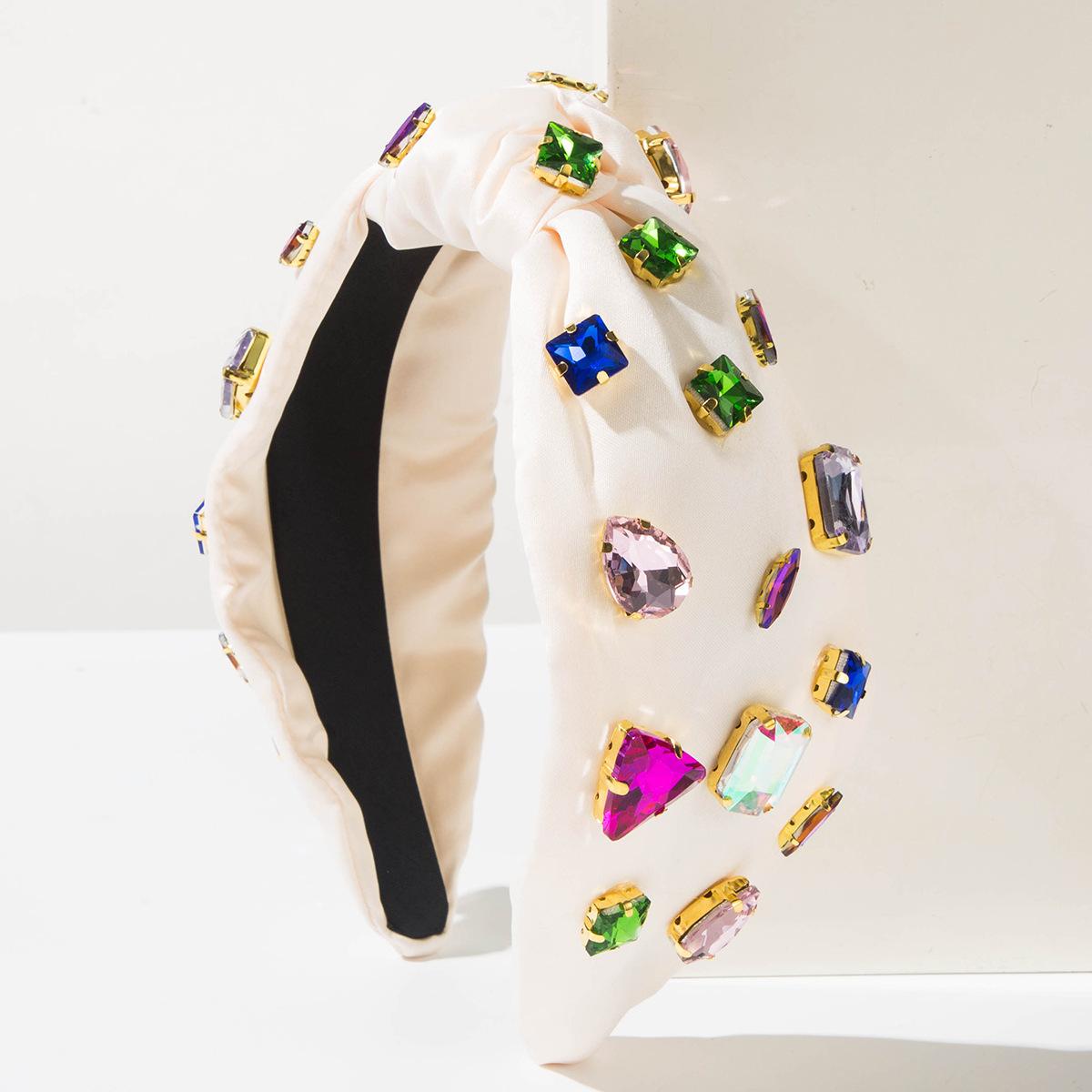 

Трендовая Универсальная Цветная Стеклянная Страза Однотонная Завязанная Широкая Повязка на Голову Высококлассный Аксессуар для Волос для Женщин бежевый