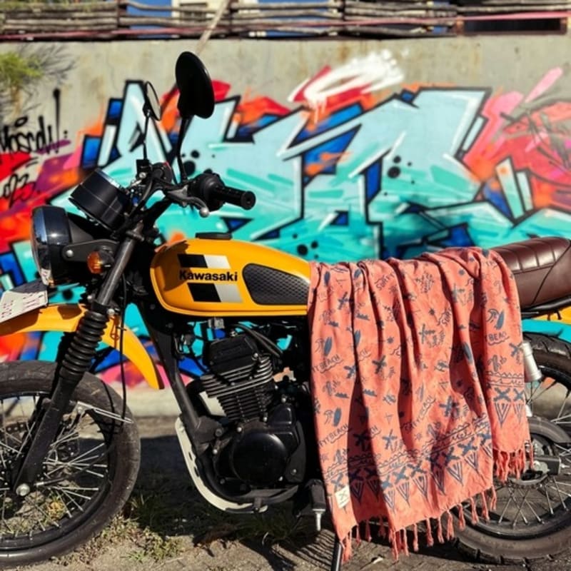 MATT AND MEL [Sarong] Surfyy beach - Pink