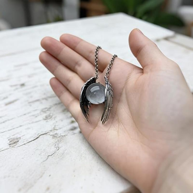 Retro Angel Wing Crystal Pendant Necklace - Alloy Charm Jewelry for Women Men Party Dating Daily Wear Vacation Gift Necklaces