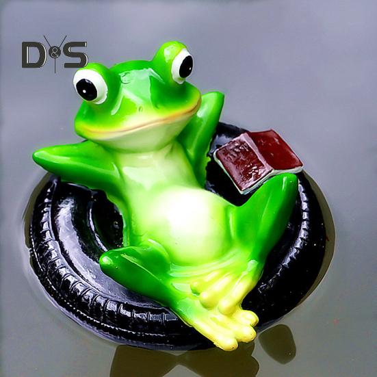 Floating Frog Statue Resin Cartoon Relaxing Frog Ornament Pond Floating Frog Figurine for Aquarium Garden Pool Water Feature Decor