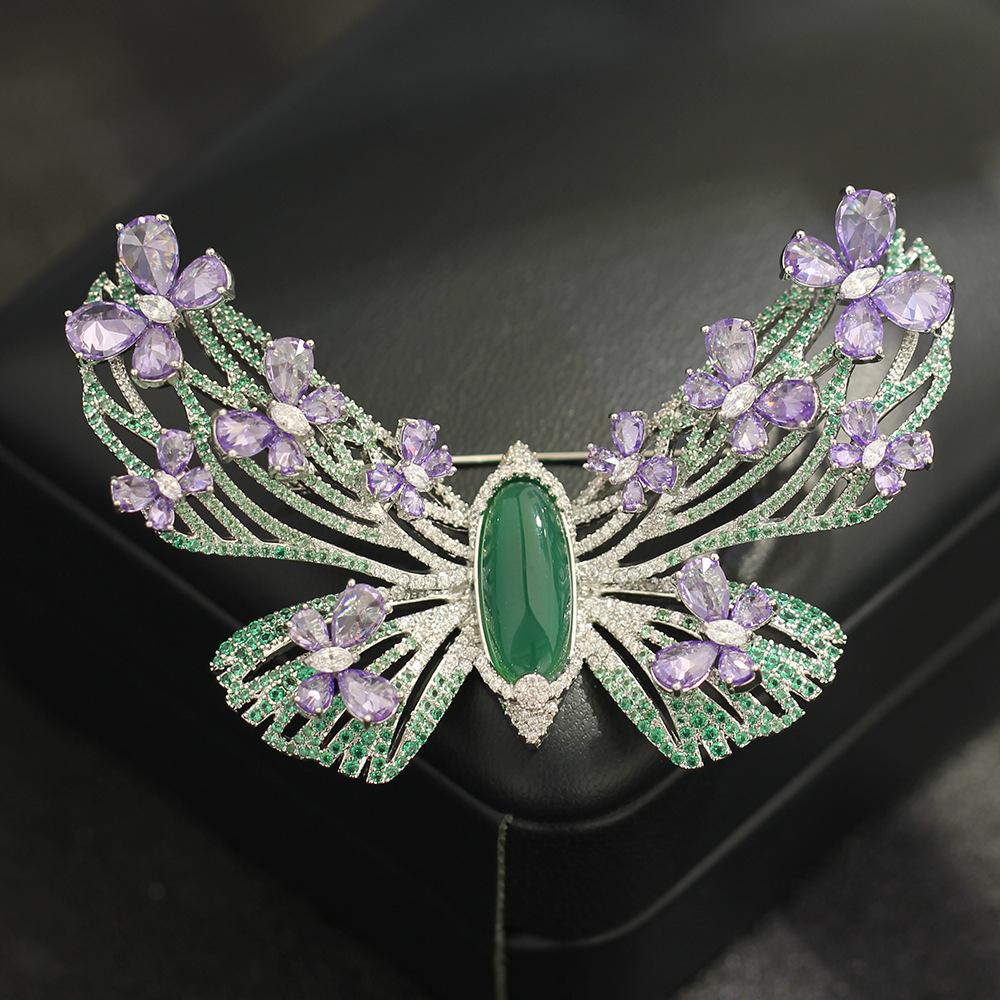 High-end Full Diamond Green Butterfly Brooch Elegant Exaggerated Niche Insect Pin Design Sense Versatile Insect Corsage Female