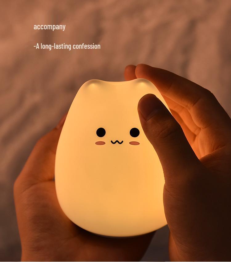 Rechargeable Cat-Shaped Silicone Night Light with Remote for Breastfeeding - Colorful, Tap-Control Atmosphere Lamp