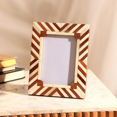 Brick Pattern Inlay Photo Frame -5x7 Inches