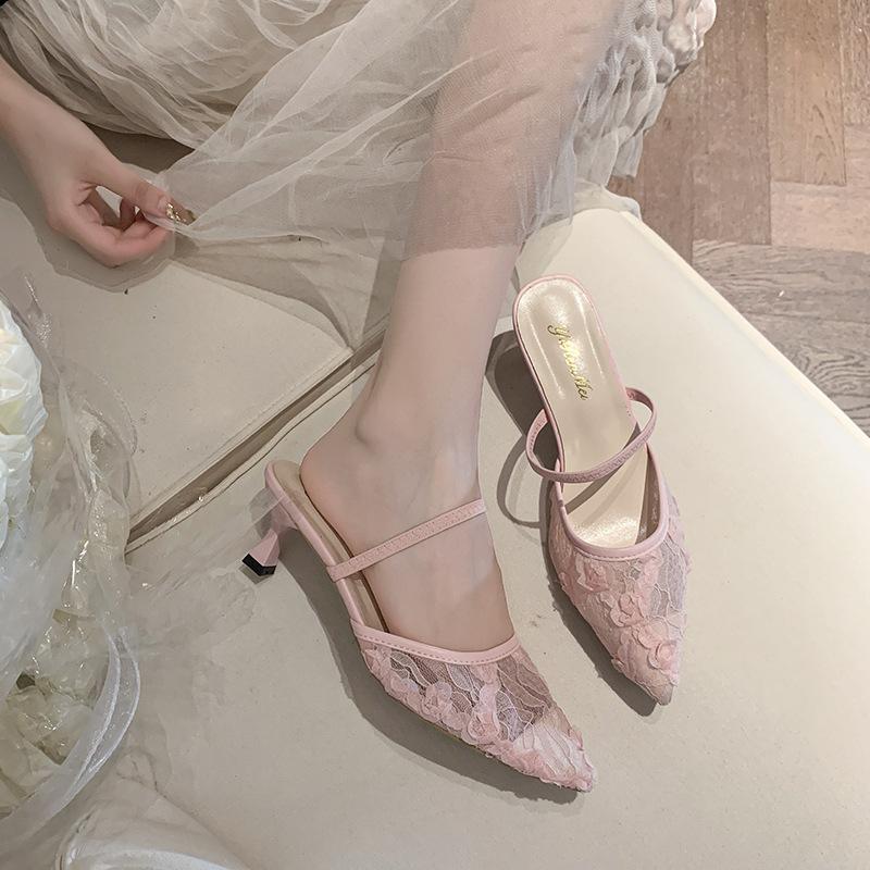 Xiaoxiangfeng pointed head thin heel bag head sandals women's outer wear in spring 2025 new shallow mouth one pedal evening slippers
