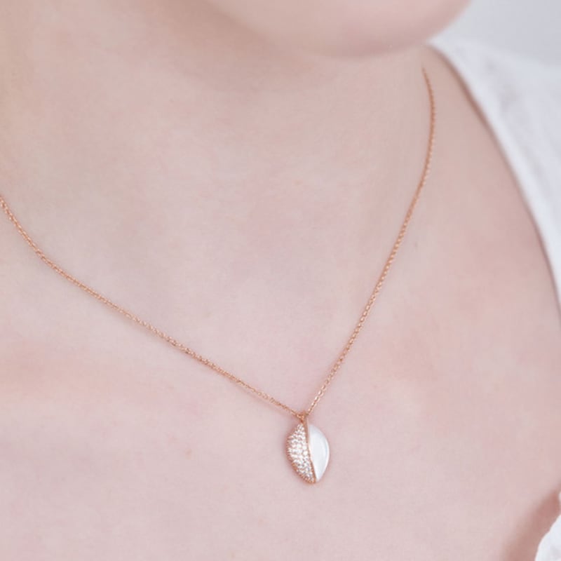 ELLE Jewelry Half Stone Point Necklace ELBRNN233