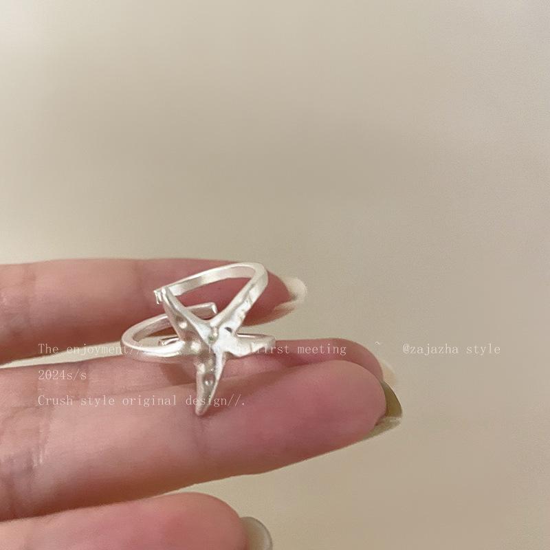 Damen High-End Seestern Ring: Sommerlicher Küstenstil, Vielseitig, Farbecht, Design mit offenem Zeigefinger, Luxuriöses Nischen-Accessoire