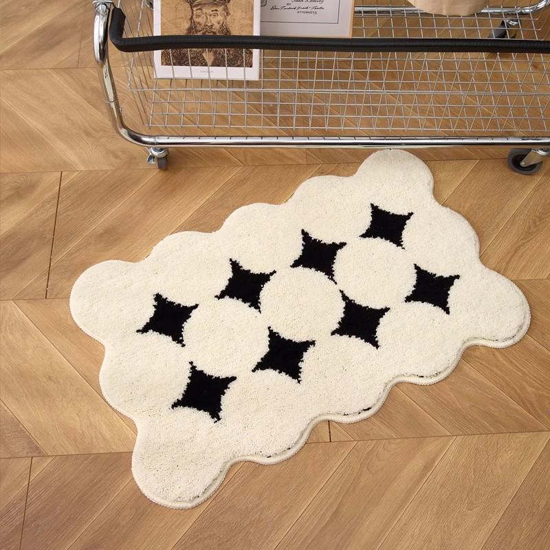 

Ins Style Black and White Simple Short Plush Floor Mat Entry Door Wear Dirt-resistant Foot Mat Bathroom Entrance Carpet 40X60CM (1.3X2FT