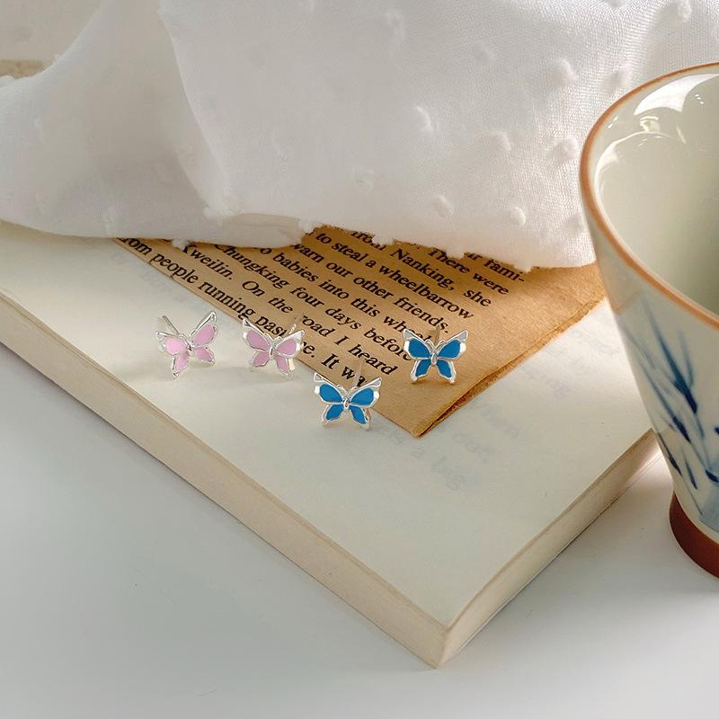 Sweet Butterfly Earrings for Women with Versatile Simple and Niche Temperament Light Luxury High-end Earrings