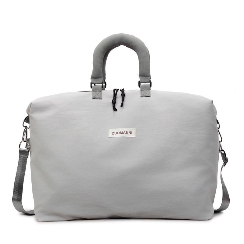 Large Capacity Fitness Bag  Waterproof Sports Gym Bag Portable Luggage for Men Women Short Distance Gym and Travel Bag