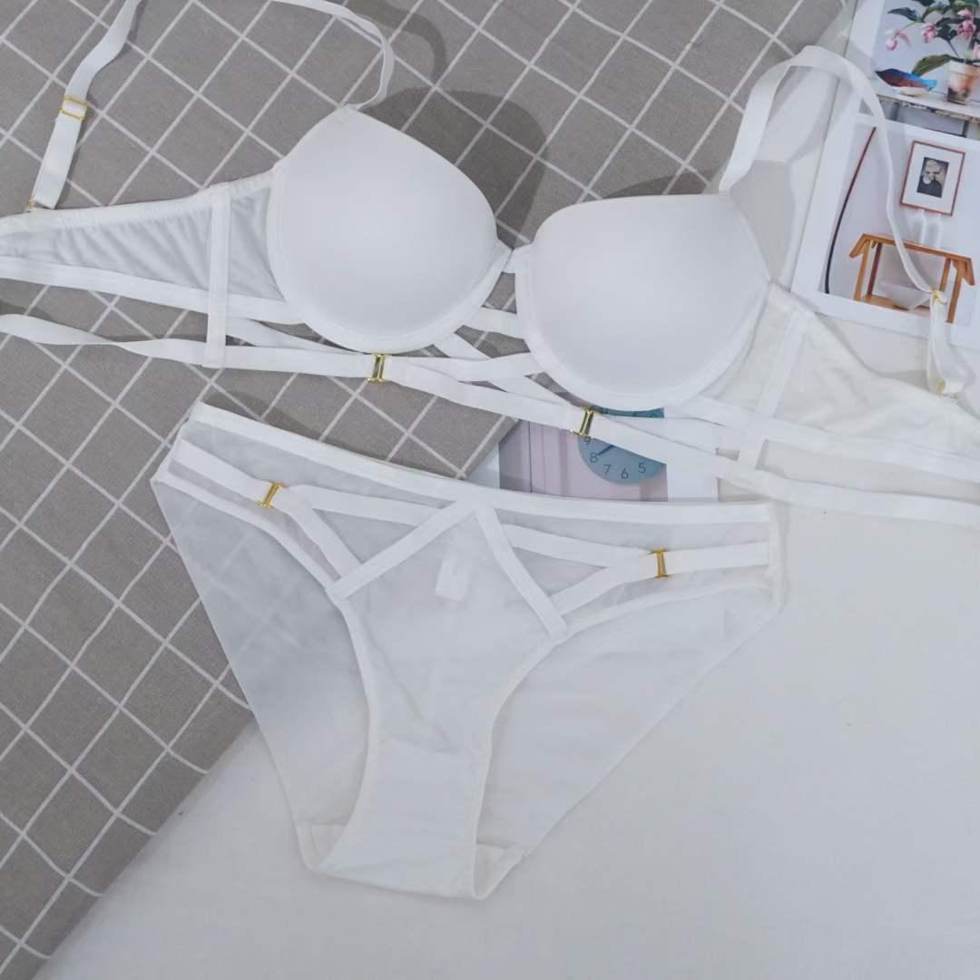 

Європейський Сексуальний Безшовний Комплект Спідньої Білизни 80D