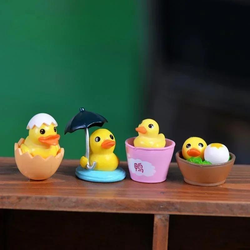 4PCS Random Styles Cute Duck Creative Shape Micro Landscape Ornaments Bucket Duck DIY Decorative Materials Crafts Gifts Decor