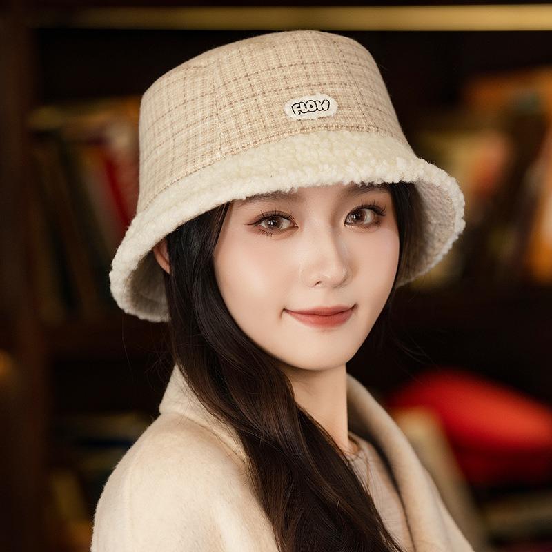 Autumn and Winter Hat Women's Large Brim Showing Face Bucket Hat Plaid Velvet Bucket Hat Versatile Basin Hat
