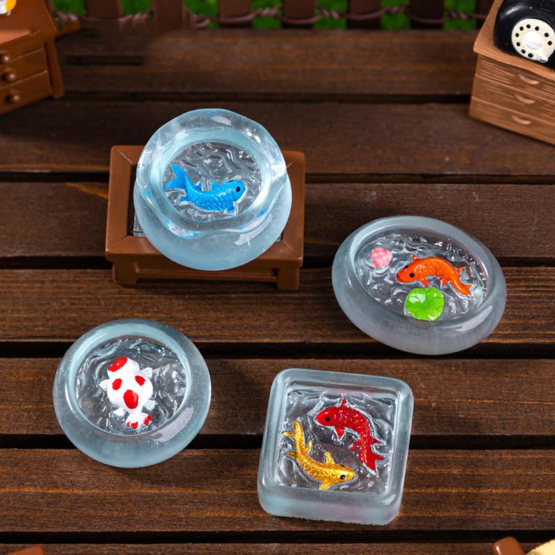 4Pcs/Set Dollhouse Miniature Simulation Koi Fish Tank Dolls House Round Fish Tank Model Dollhouse Mini Furniture Decoration