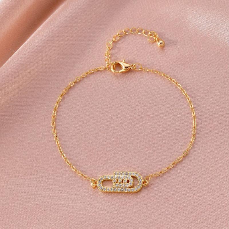 Elegant Geometric Oval Bracelet