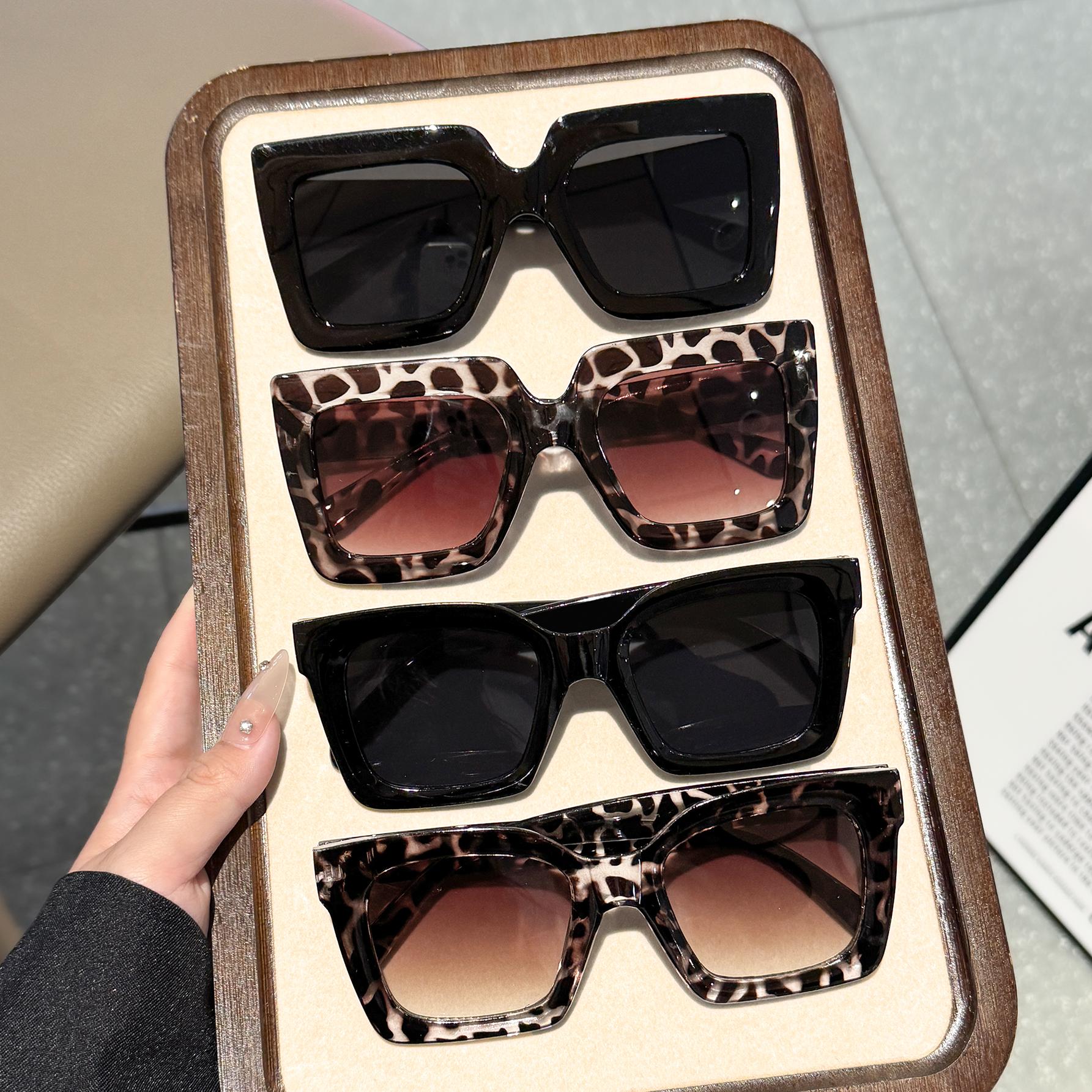 

4Pcs Retro High-Quality Square Large Frame Fashion Glasses for Both Men and Women, with Rivet Decoration for Daily Wear