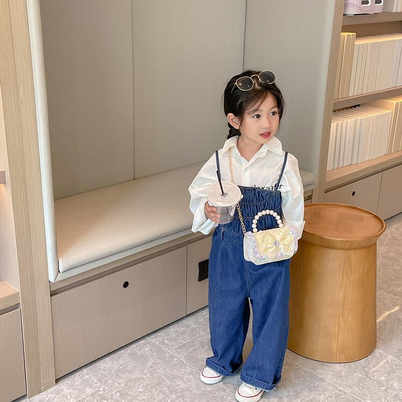 Entzückende Mini-Prinzessin-Tasche mit Schleife für Kinder mit schickem Perlendetail und stilvoller Kette