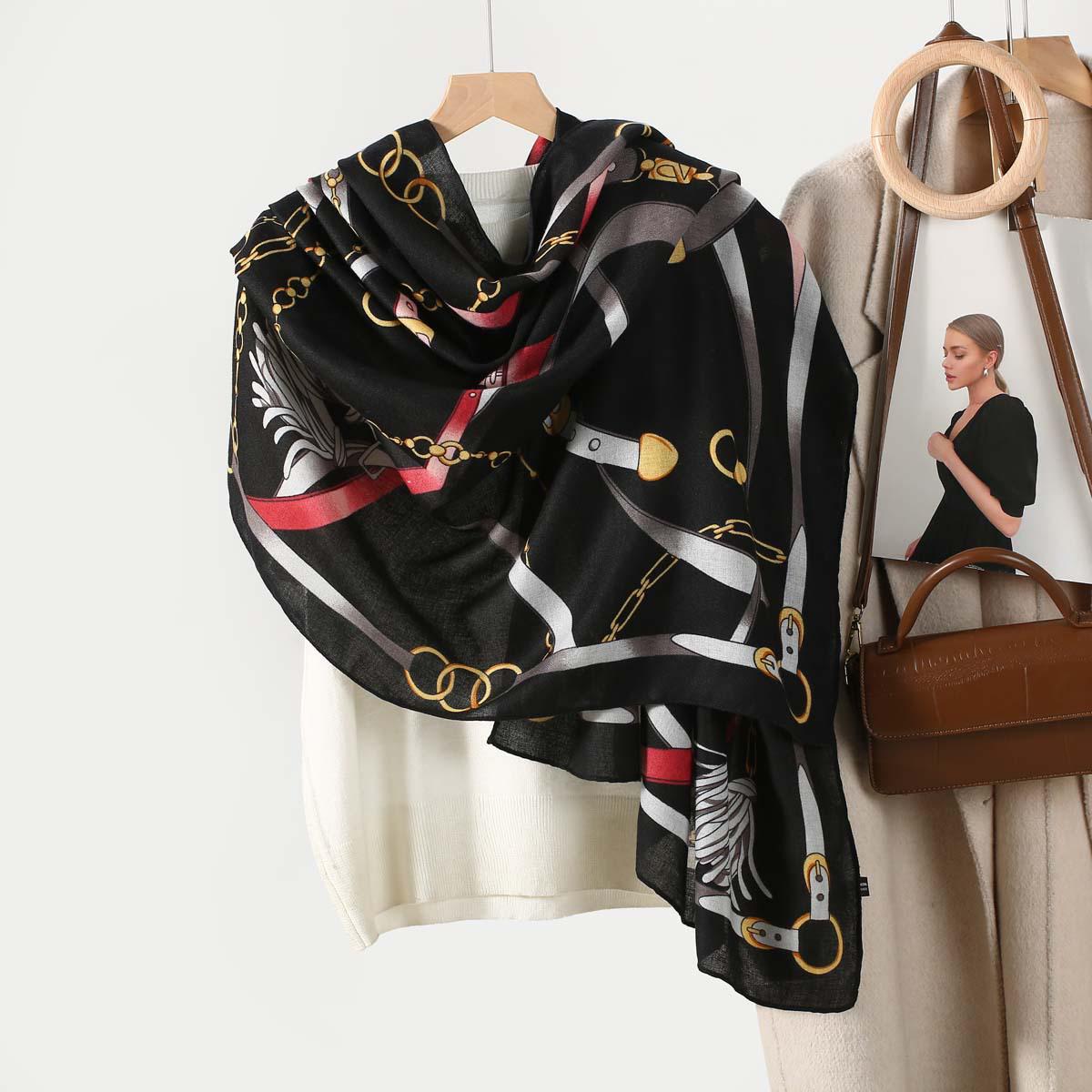 

European & American Leather Buckle Chain Print Women s Cotton Linen Scarf - Versatile Fashion Accessory 180x85cm