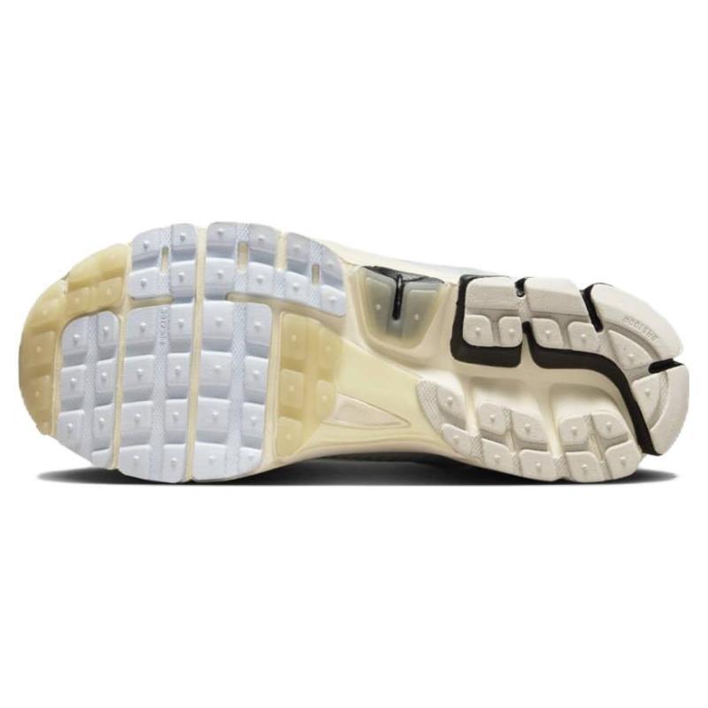 Nike Zoom Vomero 5 Supersonic Light Bone Black Sneakers Casual FN7649-110