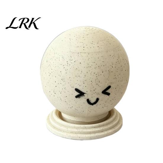 Stress Relief Desk Toy 3D Printed Stone Fidget Toy, Mini Desktop Playful Prankster Round Model Clicker Sensory for Home, Office Cute Winking Face бежевый