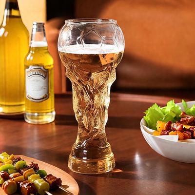 Bicchiere da Birra a Forma di Trofeo Tazza Creativa con Design a Pallone da Calcio Tazza da Bevuta Originale per Festa Bar Regalo Unico per Appassionati di Calcio