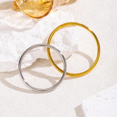 Elegante Bracciale Etnico Dorato Inossidabile per Donna - Semplice Gioiello Braccialetto in Acciaio al Titanio