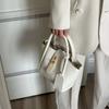 New Women's Handbag Commuter Messenger Bag Bag Woman