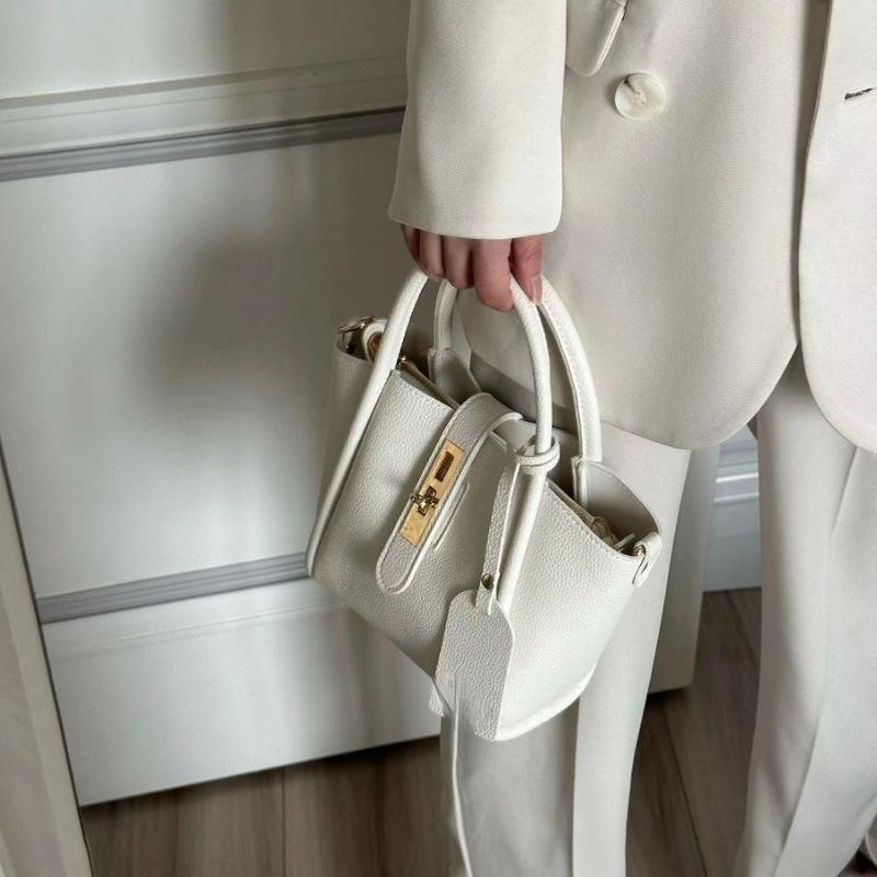 New Women's Handbag Commuter Messenger Bag Bag Woman