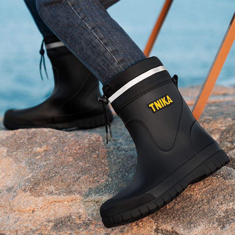 TNIKA Men's Short Rain Shoes Waterproof Saliva Shoes Medium Tube Non-slip Velvet Water Shoes Fashionable Fishing Rain Boots Wear-resistant