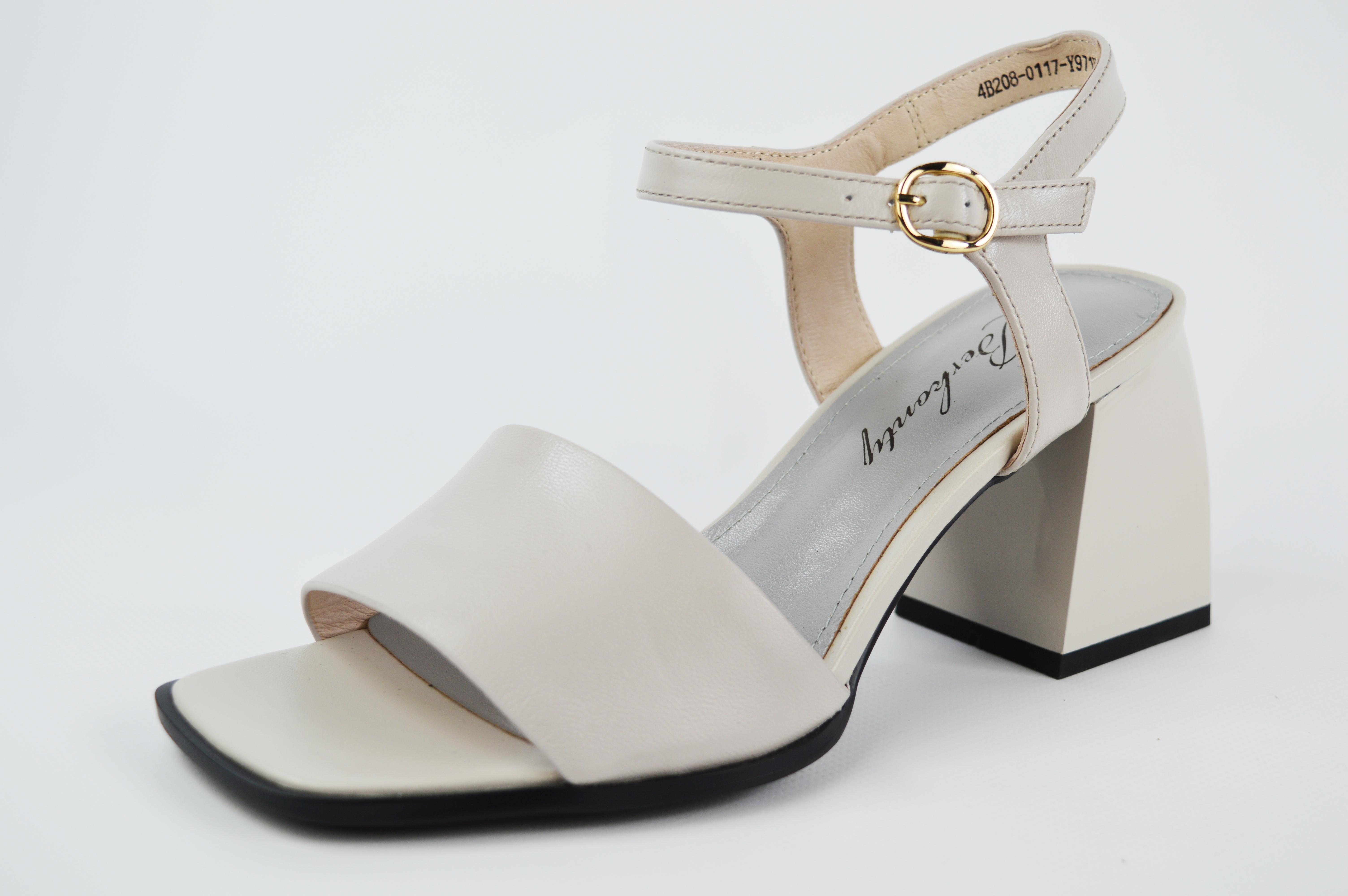 

Босоніжки жіночі Berkonty 2080117 35 Світло-сірий шкіра 37 світло-сірий колір